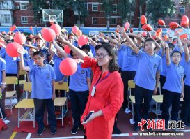石家莊四十中教_設(shè)備租賃公司育集團(tuán)文藝匯演喜迎國(guó)慶